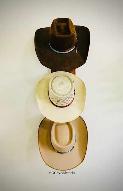 "The Showman" (3 Hat Vertical)