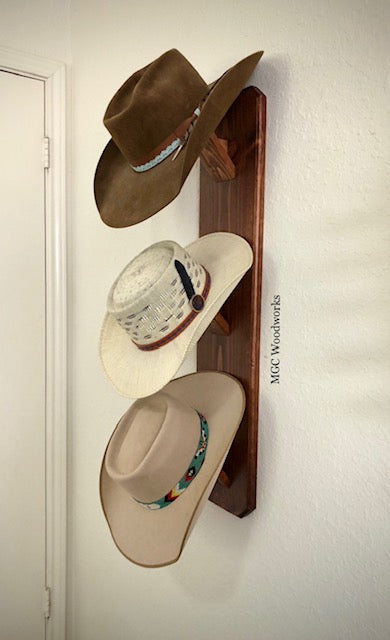 "The Showman" (3 Hat Vertical)