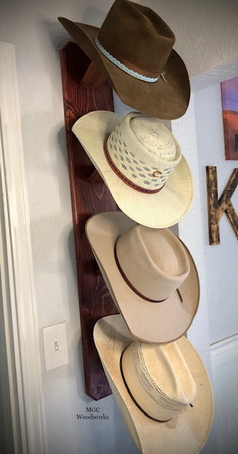 "The Showman" (4 Hat Vertical)