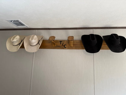 "The Ranch Rail" (6.5 ft, 6 hat horizontal rack)
